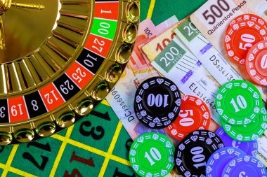kakakslot platform showing Live Casino, Slots, Sportsbook, and Esports sections on mobile